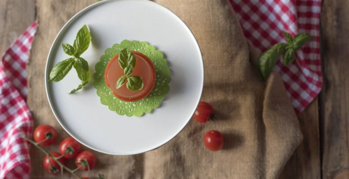 Cheesecake salata al pomodoro