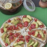 Piadina con guacamole e avocado